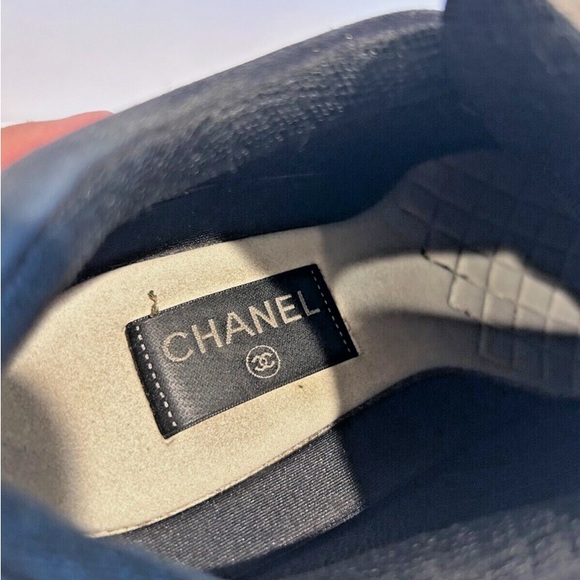 Chanel Pink and Tan Suede CC Sneakers - Picture 5 of 6